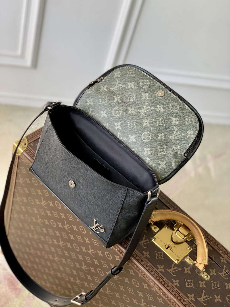 Louis Vuitton LV M12681 Pulse Messenger Monogram Leather Black and Green