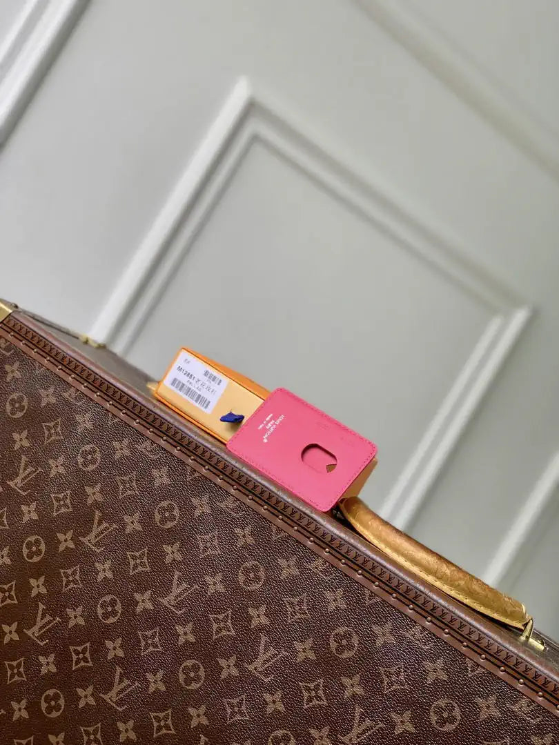Louis Vuitton LV M12851 Magnetic Card Holder Pondichery Pink