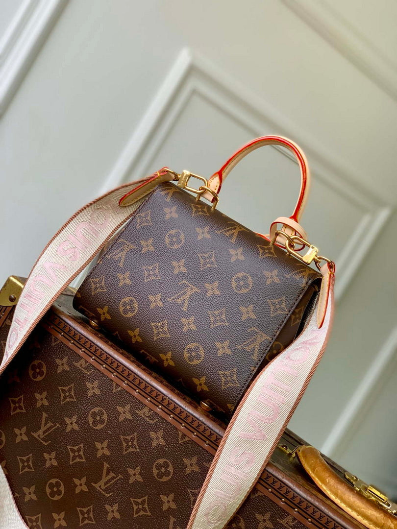 Louis Vuitton LV M13040 Cluny Mini Handbag