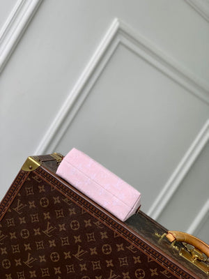 Louis Vuitton LV M13751  Pochette Cosmétique PM Other Monogram Canvas Pink - Default Title - View 4