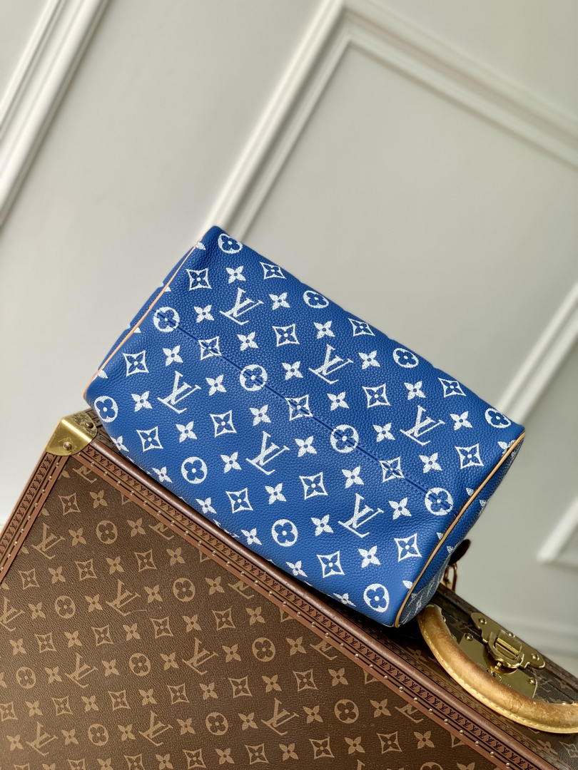 Louis Vuitton LV M13904 Speedy P9 Bandoulière 30 Bag Blue - Default Title - View 3