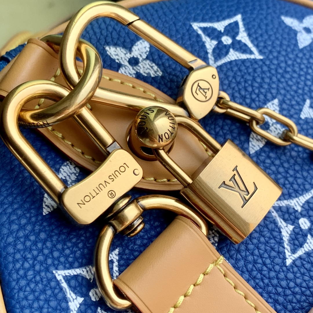 Louis Vuitton LV M13904 Speedy P9 Bandoulière 30 Bag Blue