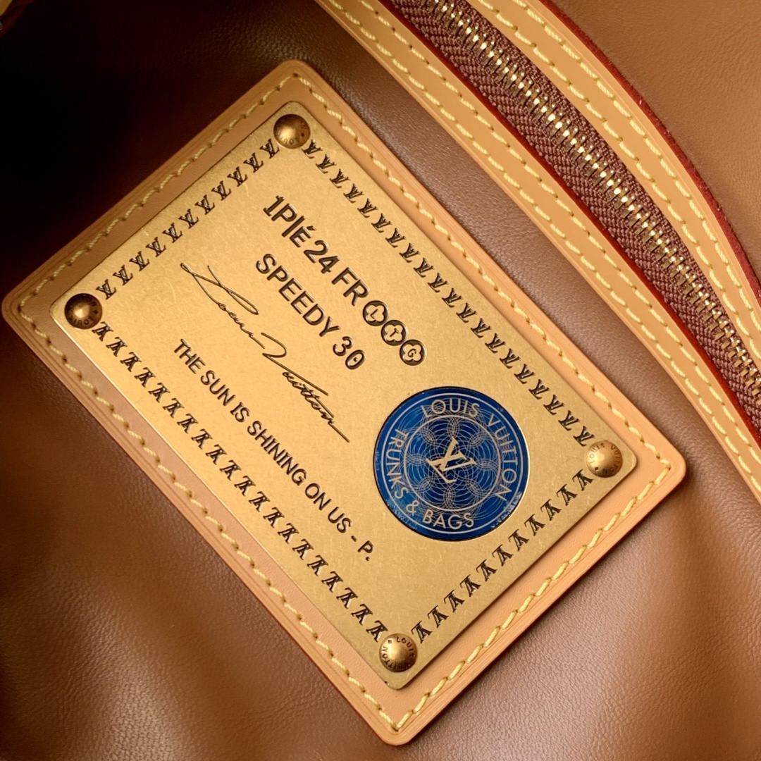 Louis Vuitton LV M13904 Speedy P9 Bandoulière 30 Bag Blue