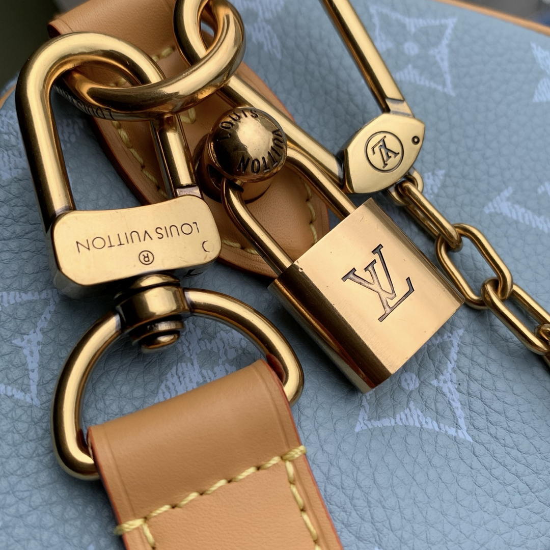 Louis Vuitton  LV M13904 Speedy P9 Bandoulière 30 Blue