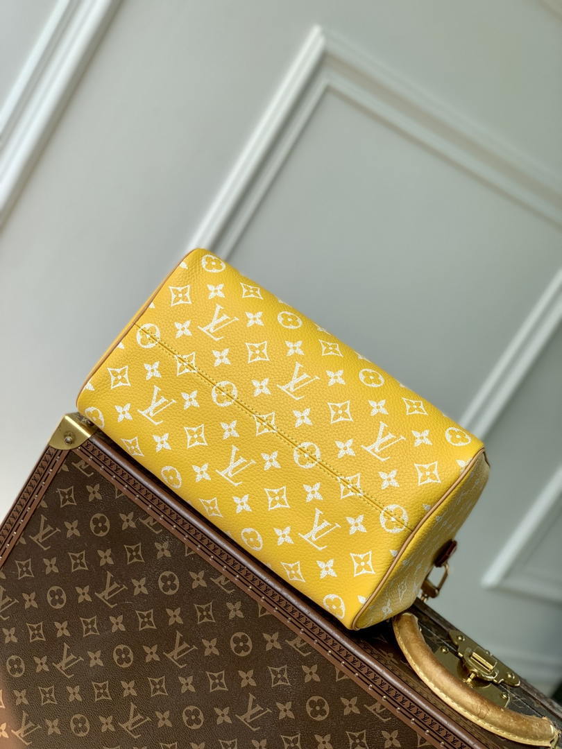 Louis Vuitton LV M13914 Speedy P9 Bandoulière 30 Bag Yellow