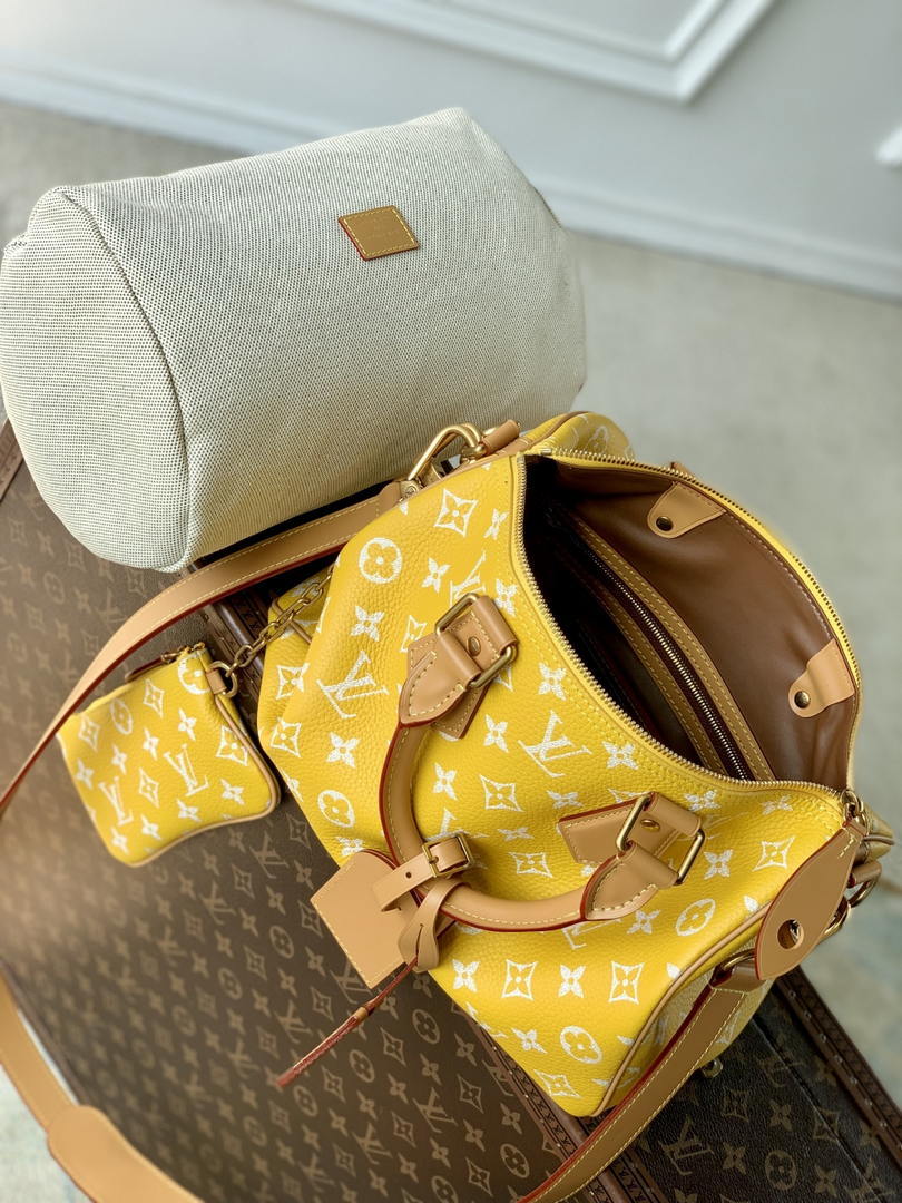 Louis Vuitton LV M13914 Speedy P9 Bandoulière 30 Bag Yellow