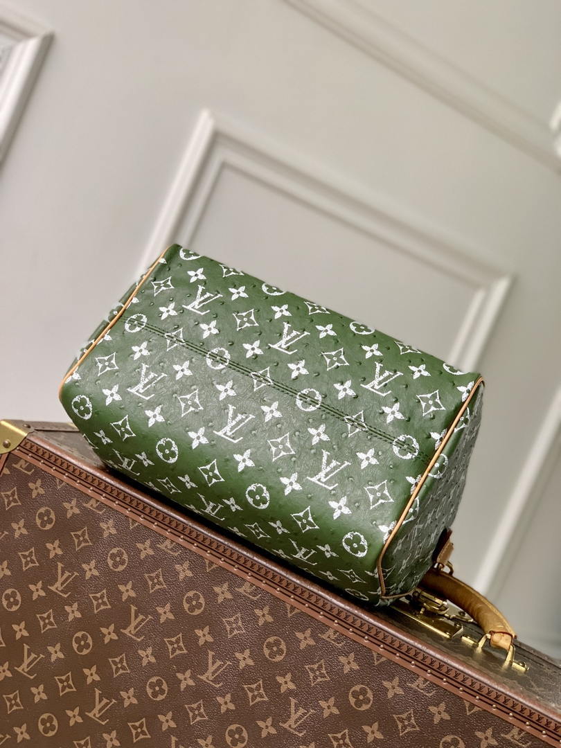 Louis Vuitton LV M14064 Speedy P9 Bandoulière 30 Bag Ostrich Dark green