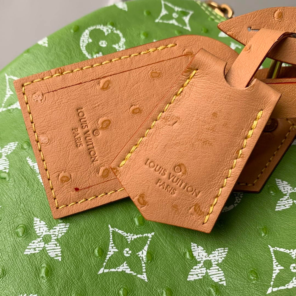 Louis Vuitton LV M14064 Speedy P9 Bandoulière 30 Bag Ostrich  green