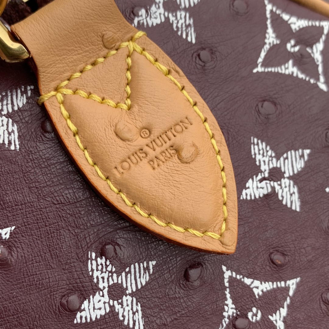 Louis Vuitton LV M14064 Speedy P9 Bandoulière 30 Bag Ostrich Jujube red