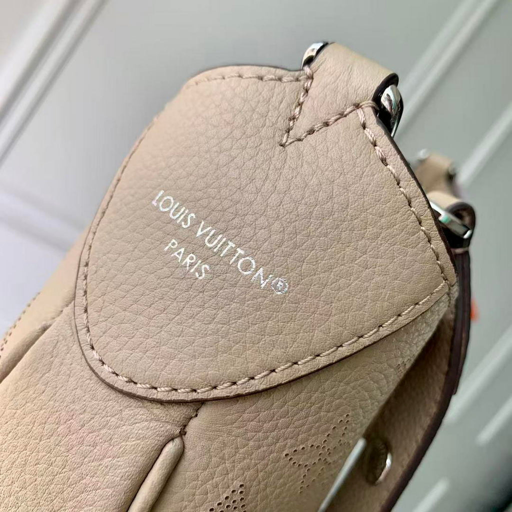 Louis Vuitton LV M14617 All Around MM Bag Galet Grey