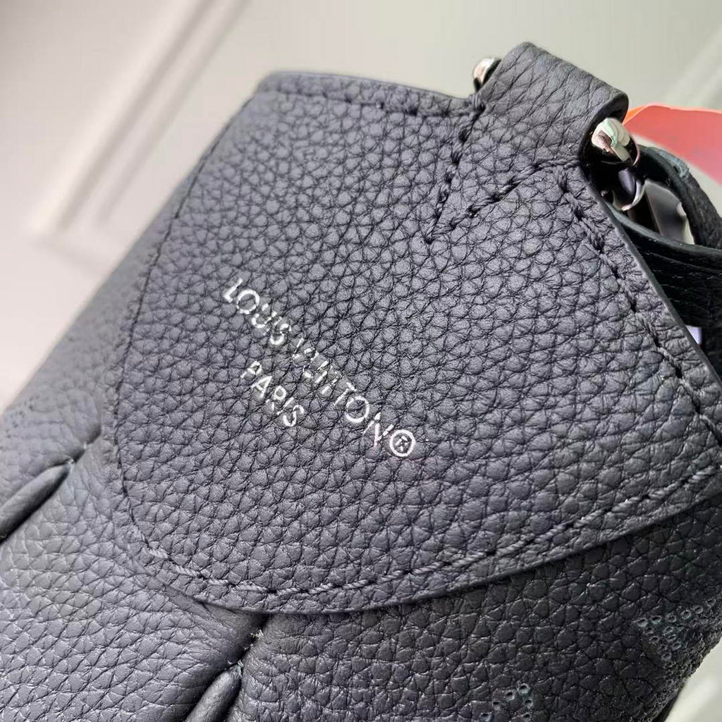 Louis Vuitton LV M14618 All Around MM Bag Black