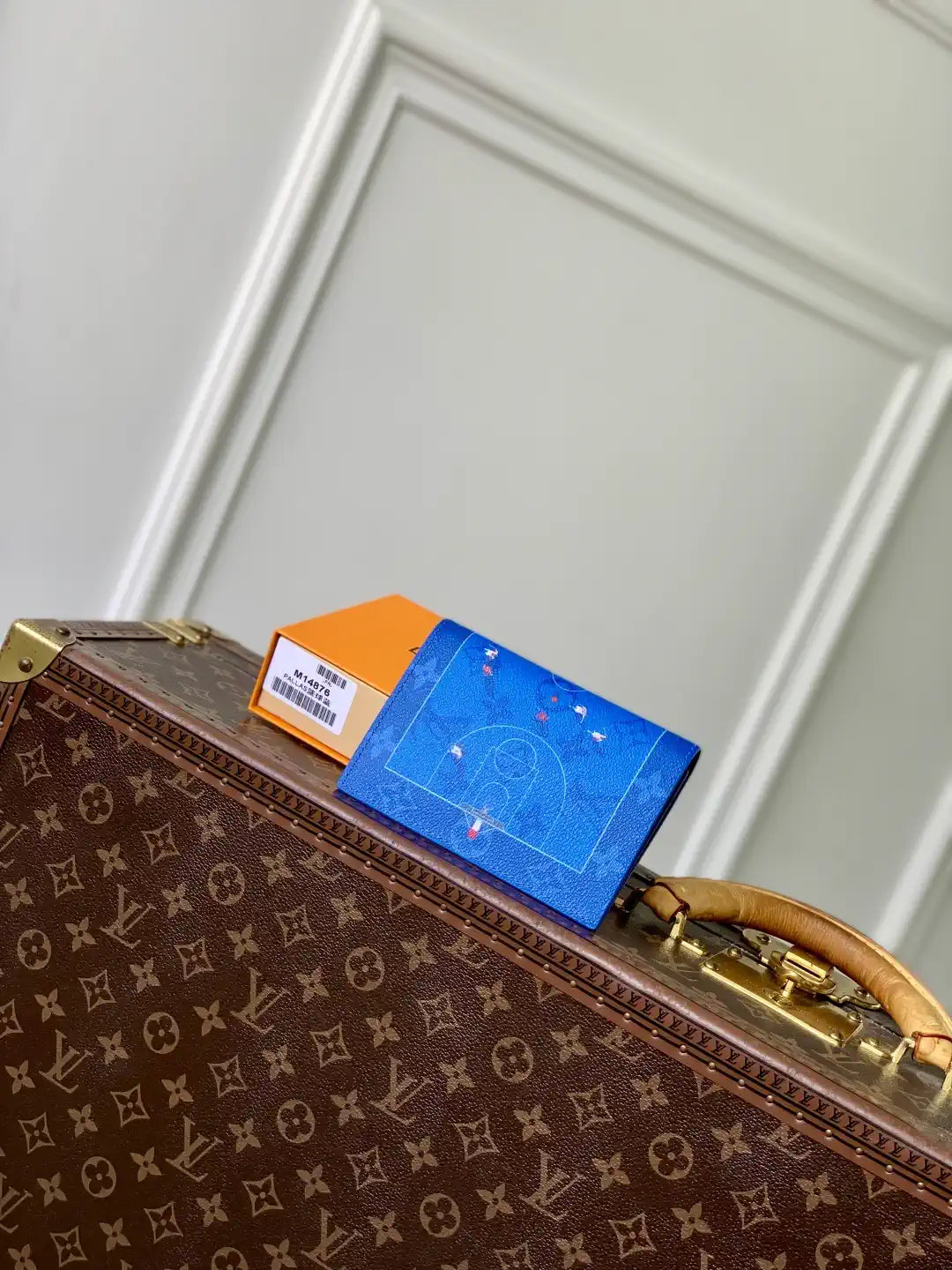 Louis Vuitton LV M14876 Passport Cover Blue