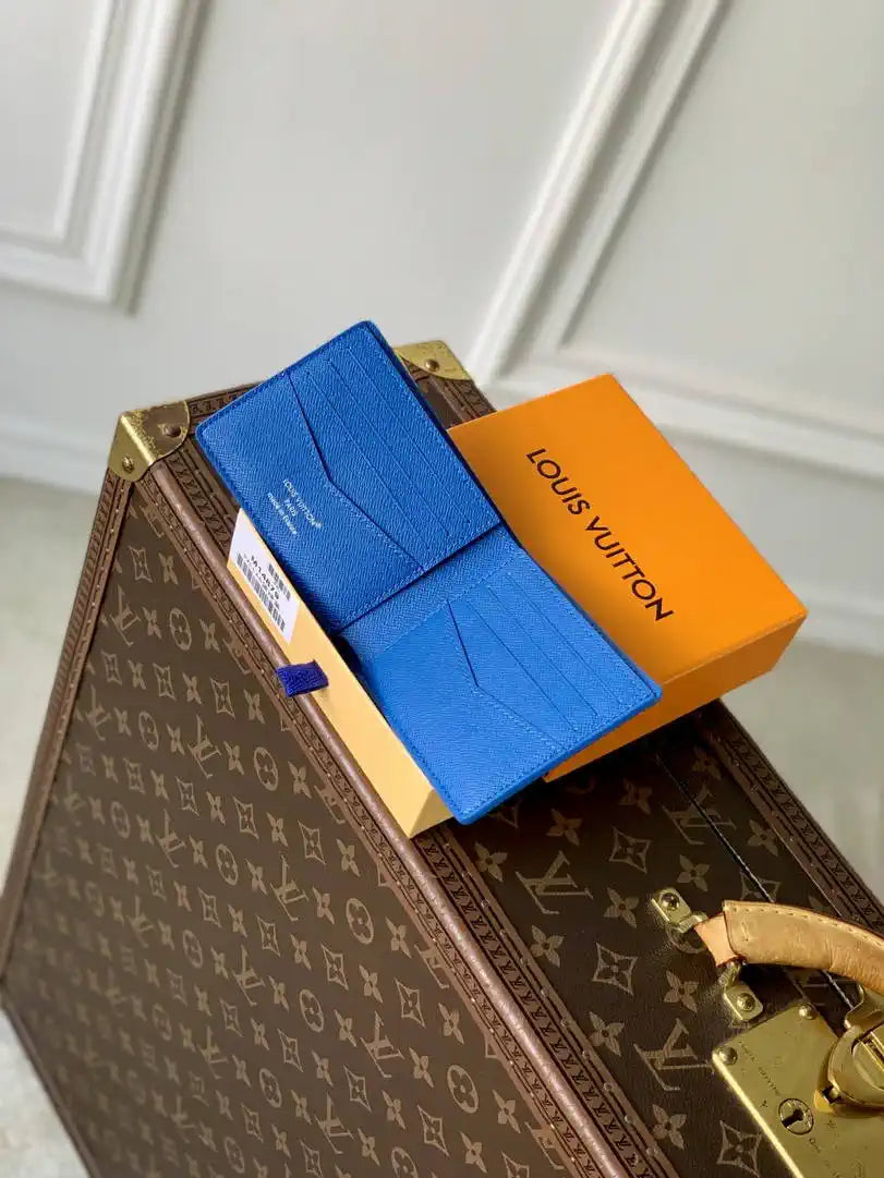 Louis Vuitton LV M14879 Slender Wallet Blue