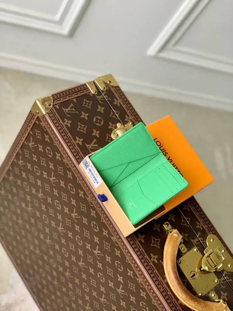 Louis Vuitton LV M14880 Pocket Organizer LW10014