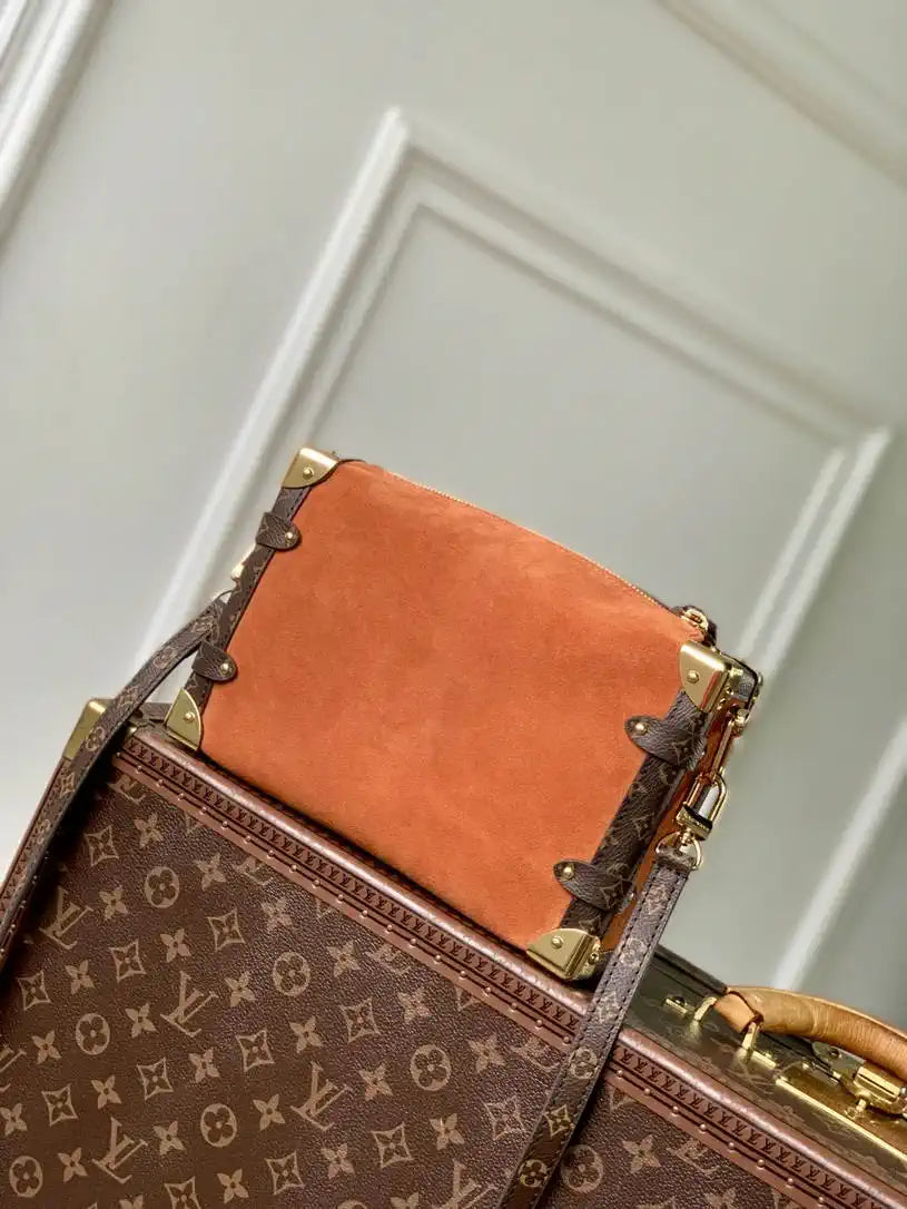 Louis Vuitton LV M15072 Side Trunk MM Bag Tan