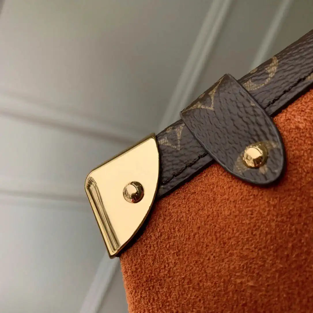 Louis Vuitton LV M15072 Side Trunk MM Bag Tan