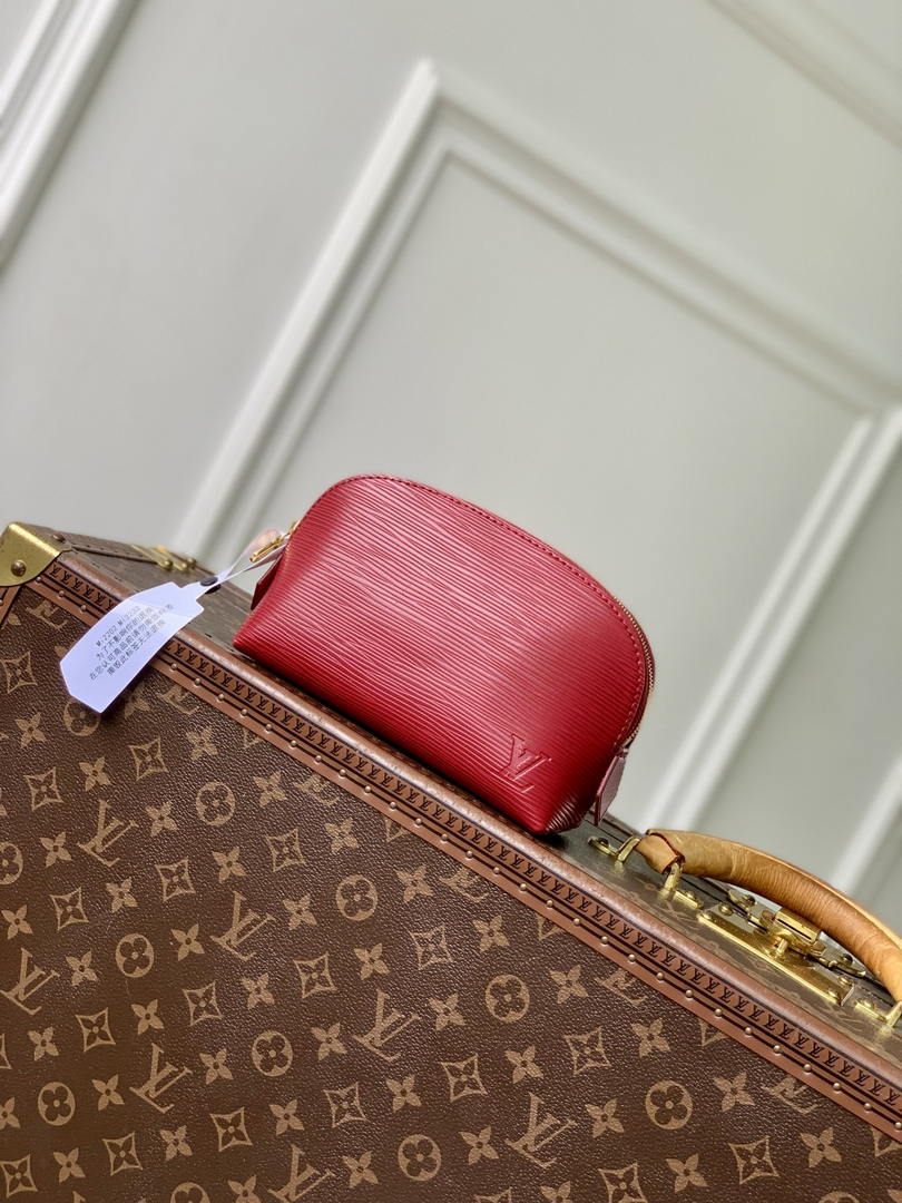 Louis Vuitton LV M15198 Cosmetic Pouch PM wine Red