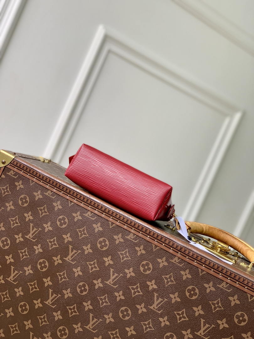 Louis Vuitton LV M15198 Cosmetic Pouch PM wine Red