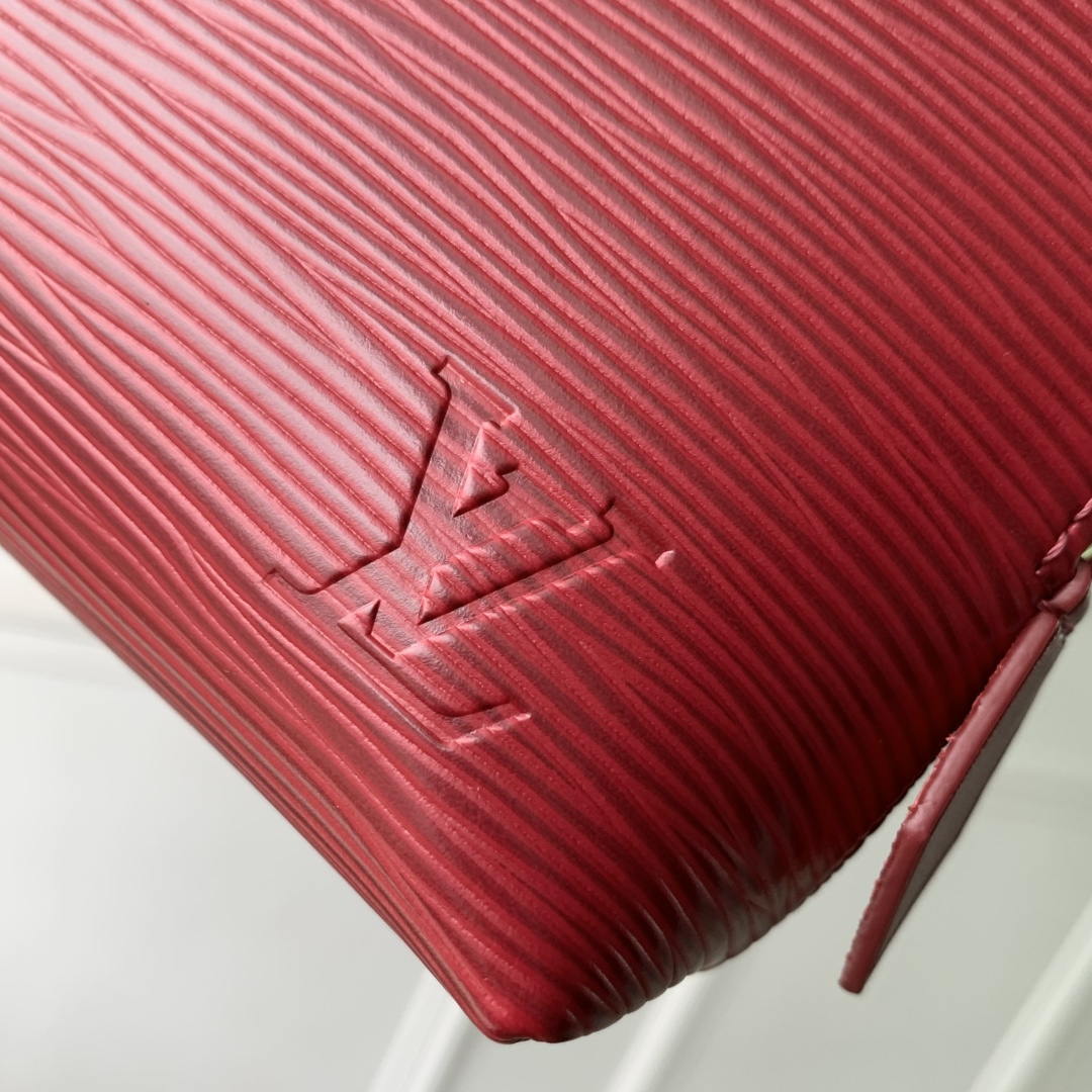 Louis Vuitton LV M15198 Cosmetic Pouch PM wine Red