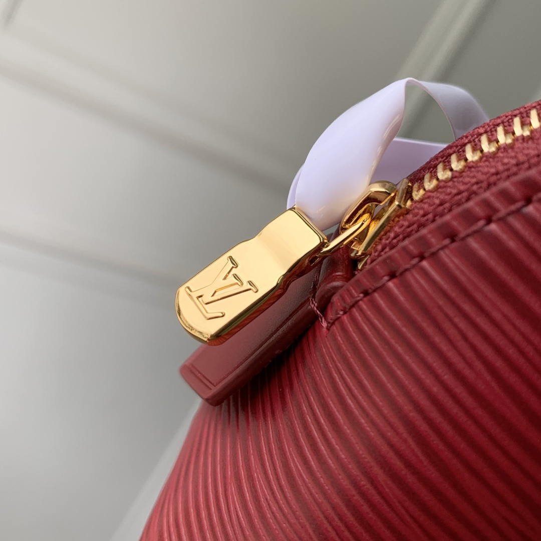 Louis Vuitton LV M15198 Cosmetic Pouch PM wine Red