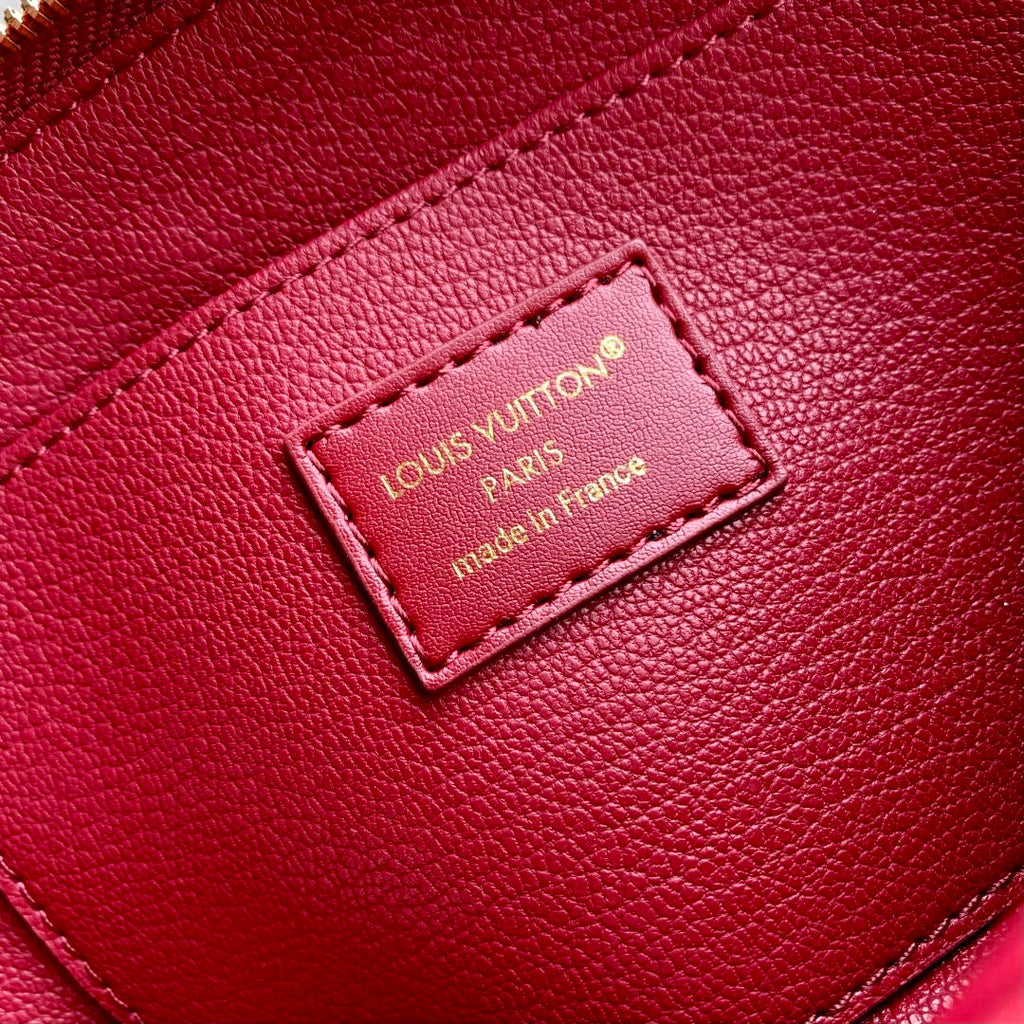 Louis Vuitton LV M15198 Cosmetic Pouch PM wine Red