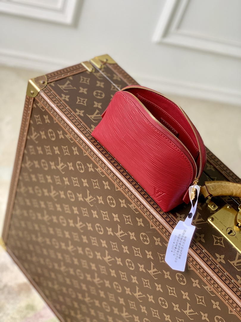 Louis Vuitton LV M15198 Cosmetic Pouch PM wine Red