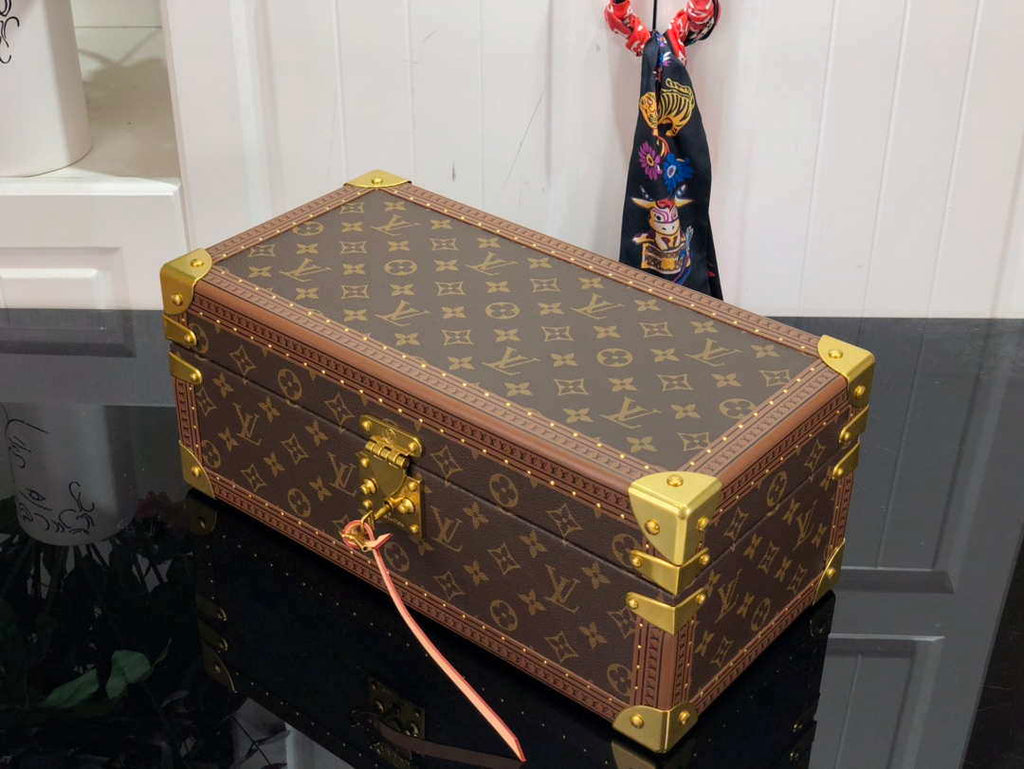 Louis Vuitton LV M20209 Coffret Accessoires Monogram Pink