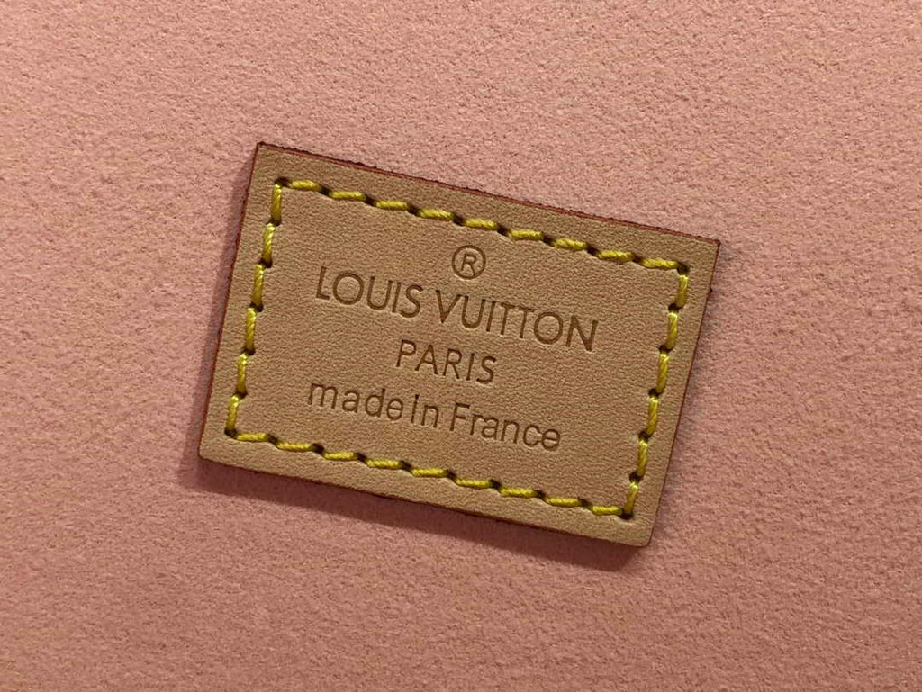 Louis Vuitton LV M20209 Coffret Accessoires Monogram Pink