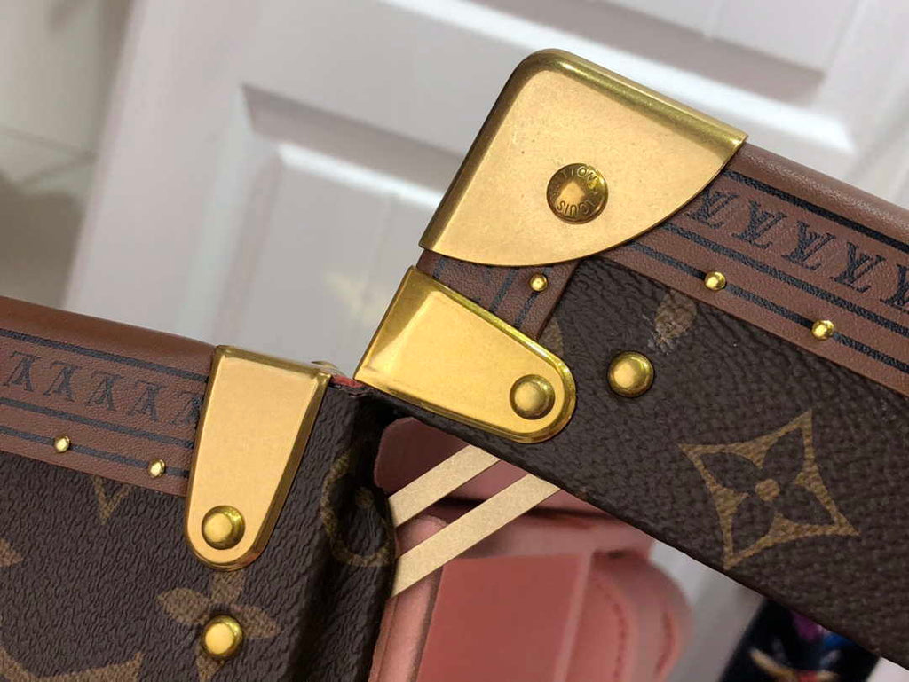 Louis Vuitton LV M20209 Coffret Accessoires Monogram Pink