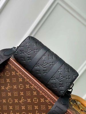 Louis Vuitton LV M20900 Keepall Bandouliere 25 Taurillon Monogram Black - Default Title - View 4
