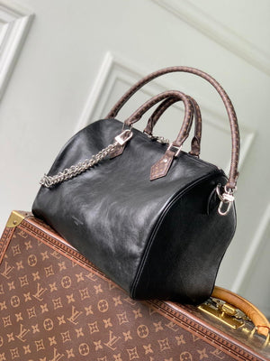 Louis Vuitton LV M21108 Speedy P9 Bandoulière 30 Bag Monogram Leather Black - Default Title - View 2