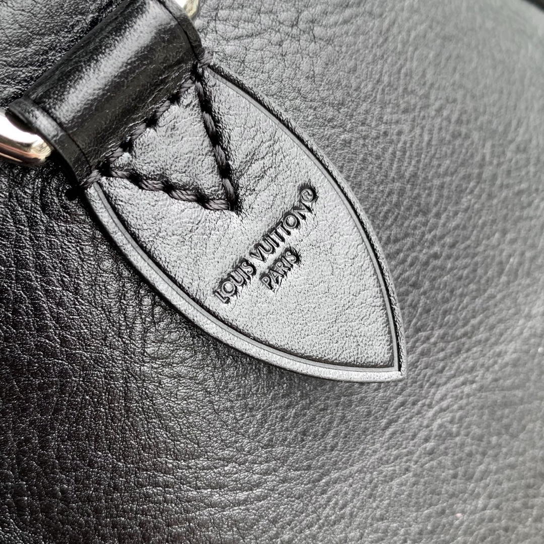 Louis Vuitton LV M21108 Speedy P9 Bandoulière 30 Bag Monogram Leather Black - Default Title - View 8