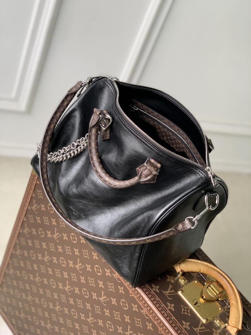 Louis Vuitton LV M21108 Speedy P9 Bandoulière 30 Bag Monogram Leather Black