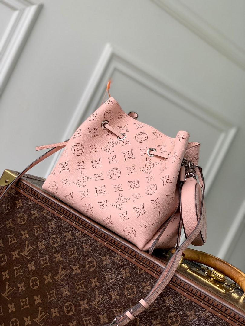 Louis Vuitton LV M23195 Bella Mahina Bucket Bag Rose Jasmin - Default Title - View 3