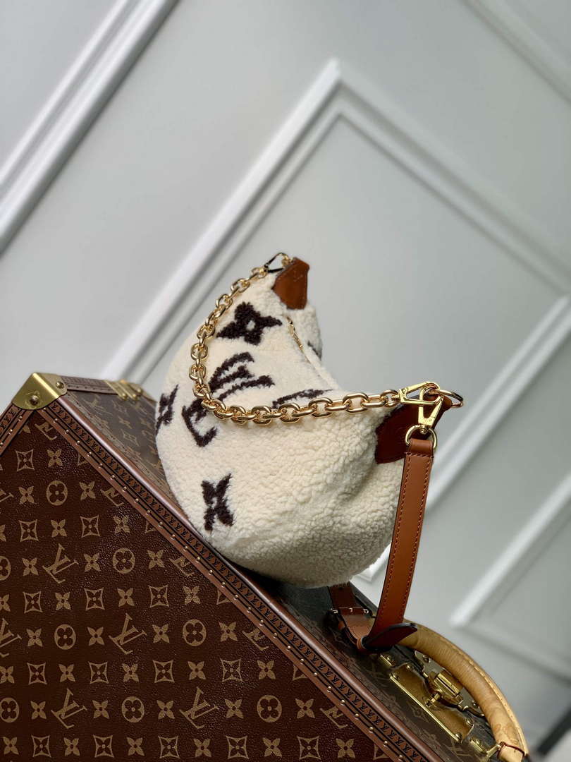 Louis Vuitton LV M23321 Over The Moon Bag Cream/Brown - Default Title - View 4