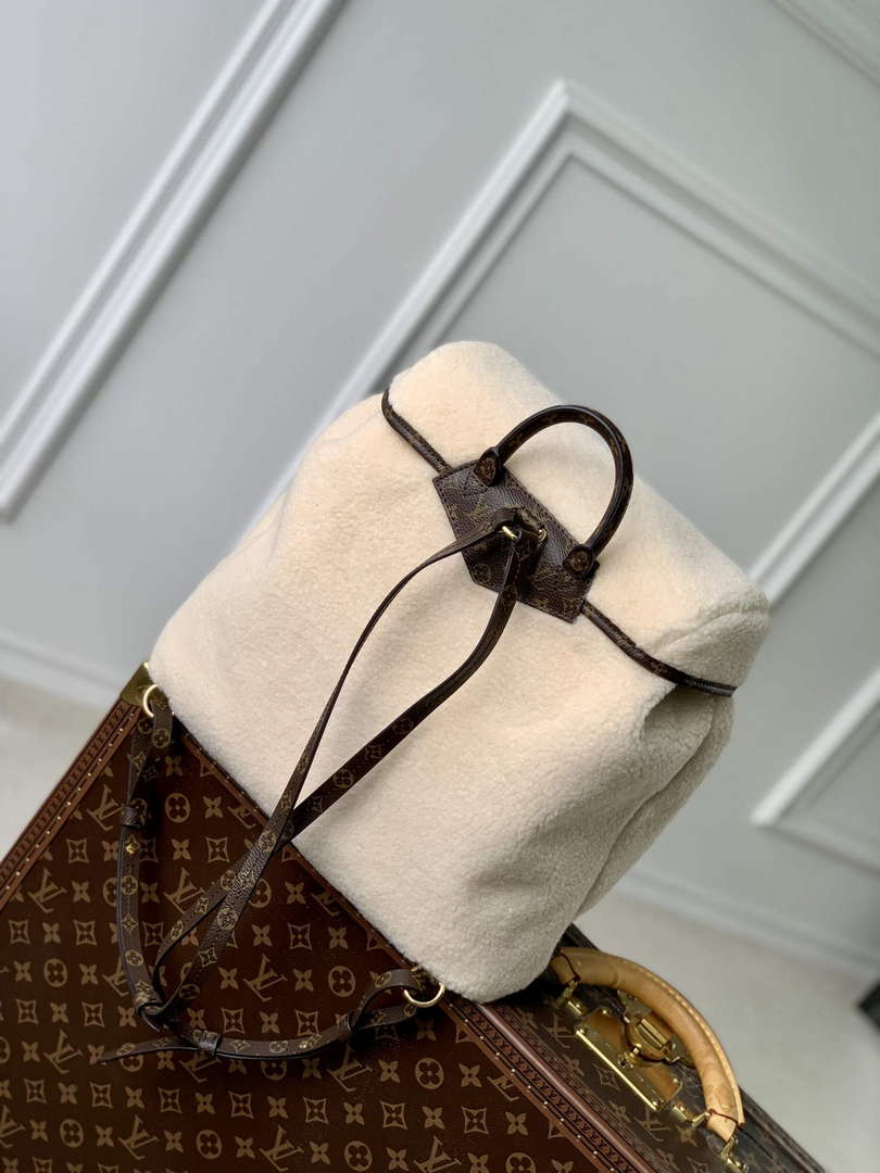 Louis Vuitton LV M23384 Backpack Cream/Brown - Default Title - View 3