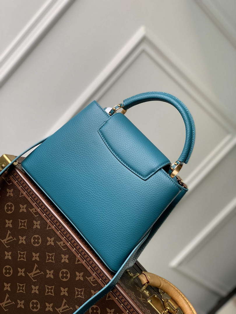 Louis Vuitton LV M23766 Capucines BB Handbag Green - Default Title - View 3