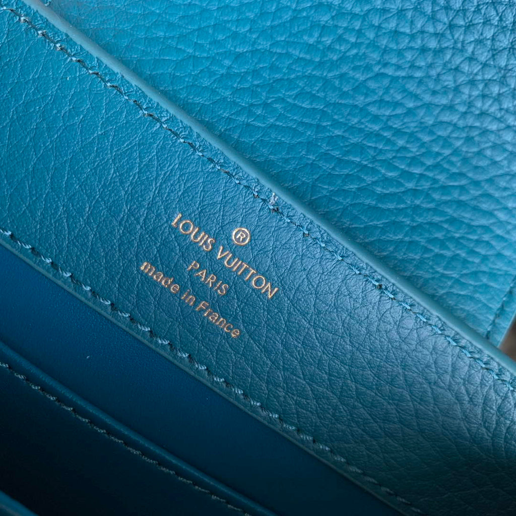 Louis Vuitton LV M23766 Capucines Mini Handbag Green