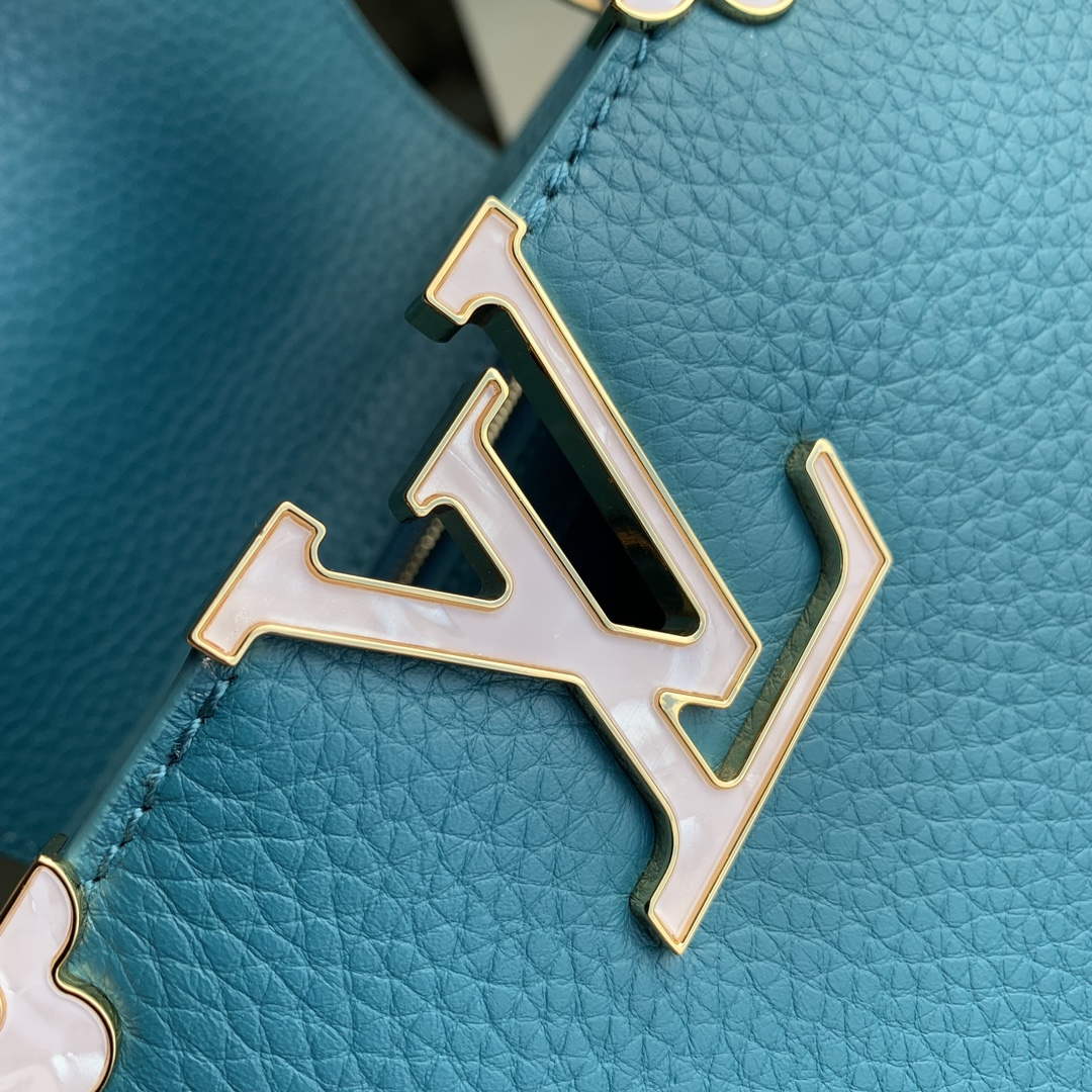 Louis Vuitton LV M23766 Capucines MM Handbag Green