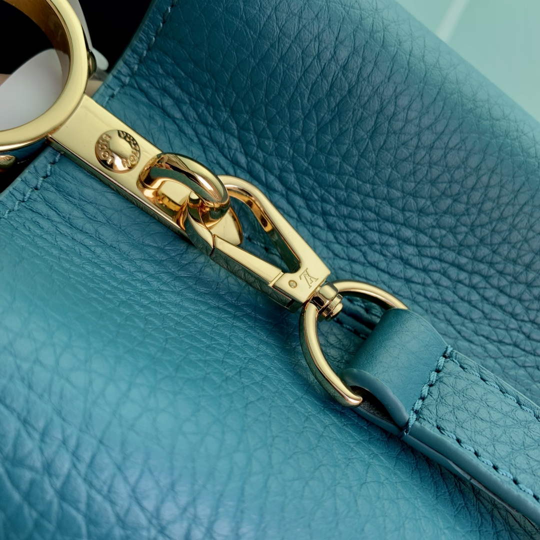 Louis Vuitton LV M23766 Capucines MM Handbag Green - Default Title - View 6
