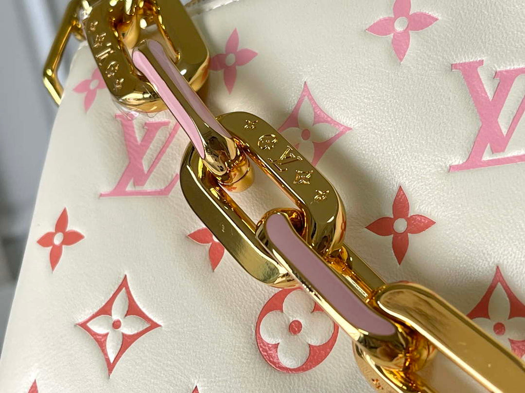 Louis Vuitton LV M25110 Coussin PM Handbag Puffy lambskin