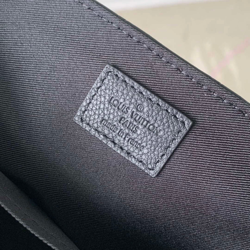 Louis Vuitton LV M25121 Messenger Voyager PM Monogram Shadow
