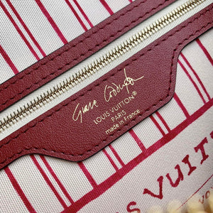 Louis Vuitton  LV M25766 Speedy 30 Soft Bag Travels With Grace Coddington  Red - Default Title - View 8
