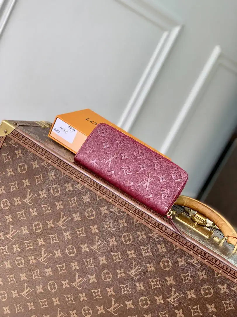 Louis Vuitton LV M25815 Cl¨¦mence Wallet Monogram Empreinte Leather Wine Red