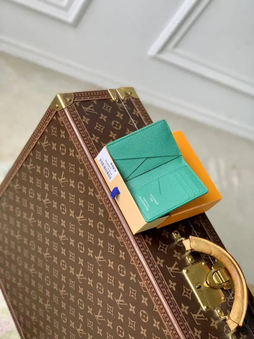 Louis Vuitton LV M25971 Pocket Organizer LW10012