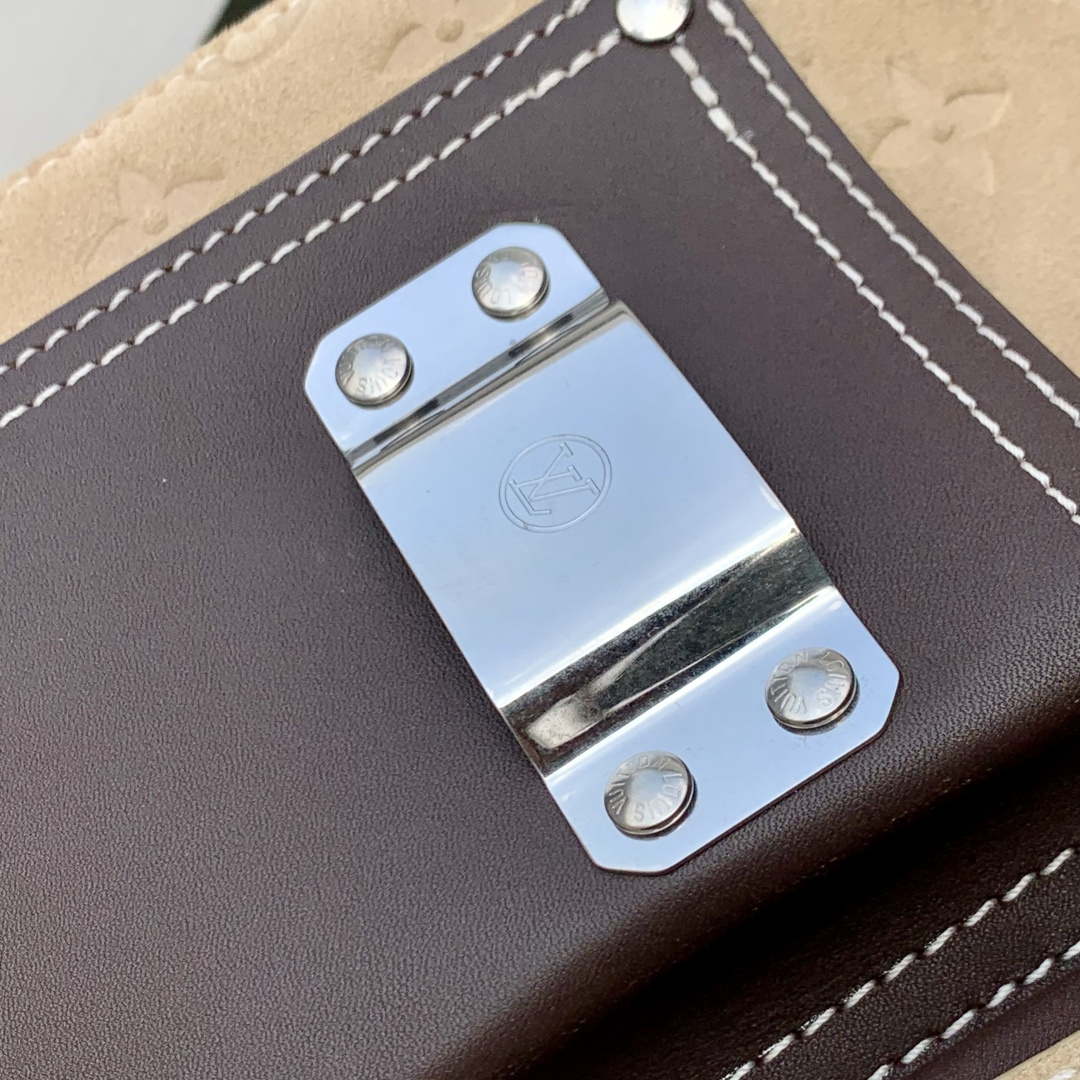 Louis Vuitton LV M26019 Steamer 40 Bag Tan