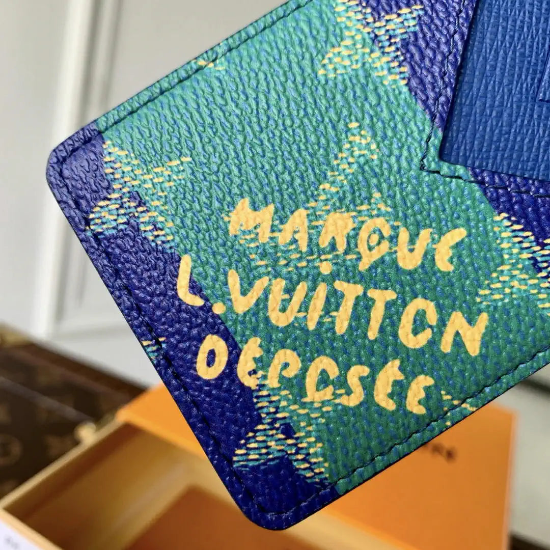 Louis Vuitton LV M26030 Magnetic Card Holder Monogram Heritage Green &Blue