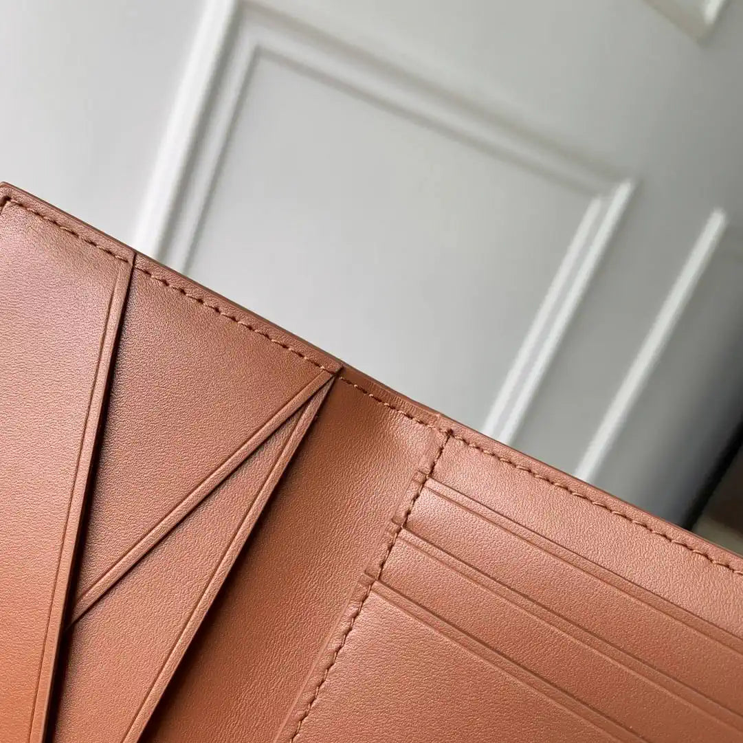 Louis Vuitton LV M26073 Pocket Organizer LW10002