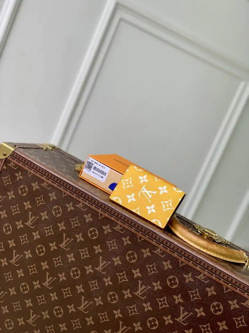 Louis Vuitton LV M26074 Pocket Organizer LW10003