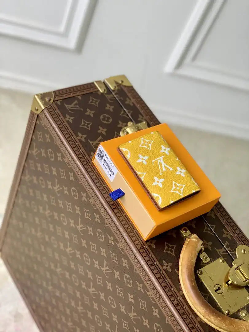 Louis Vuitton LV M26074 Pocket Organizer LW10003